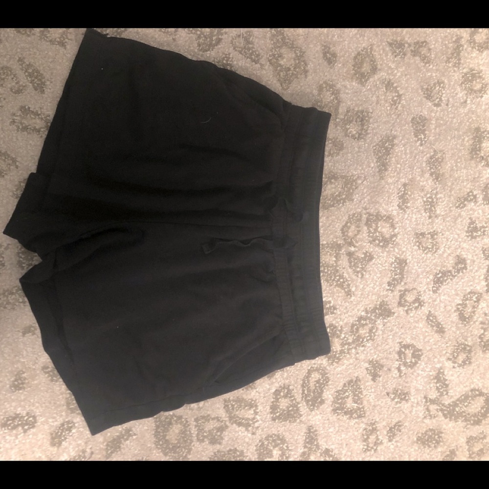 Lou & Grey shorts!